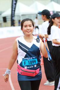 BIB: 1899
                            <button type="button" onclick="openModal(4646530)" class="btn btn-primary btn-sm float-right btn-popup" data-toggle="modal" data-target=".modal-high-quality">
                        <i class="fas fa-shopping-cart"></i> Add to Cart
                    </button>
                                            <button type="button" onclick="isThisMe(4646530, true)" class="btn btn-success btn-sm float-right btn-popup btn-isme hidden" data-toggle="tooltip" data-placement="bottom" title="นี่คือรูปของคุณใช่ไหม คลิกที่นี่เพื่อเอาเข้าอัลบั้ม">
                        <i class="fas fa-plus"></i> Add to album
                    </button>
                    <button type="button" onclick="isThisMe(4646530, false)" class="btn btn-warning btn-sm float-right btn-popup btn-isnotme hidden">
                        <i class="fas fa-ban"></i> Remove from album
                    </button>